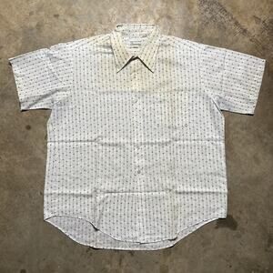 Vintage 60s Van Heusen White Pattern Button Up Shirt